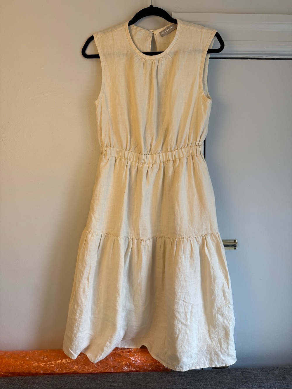 Everlane Cream Linen Sleeveless Tiered Midi Dress